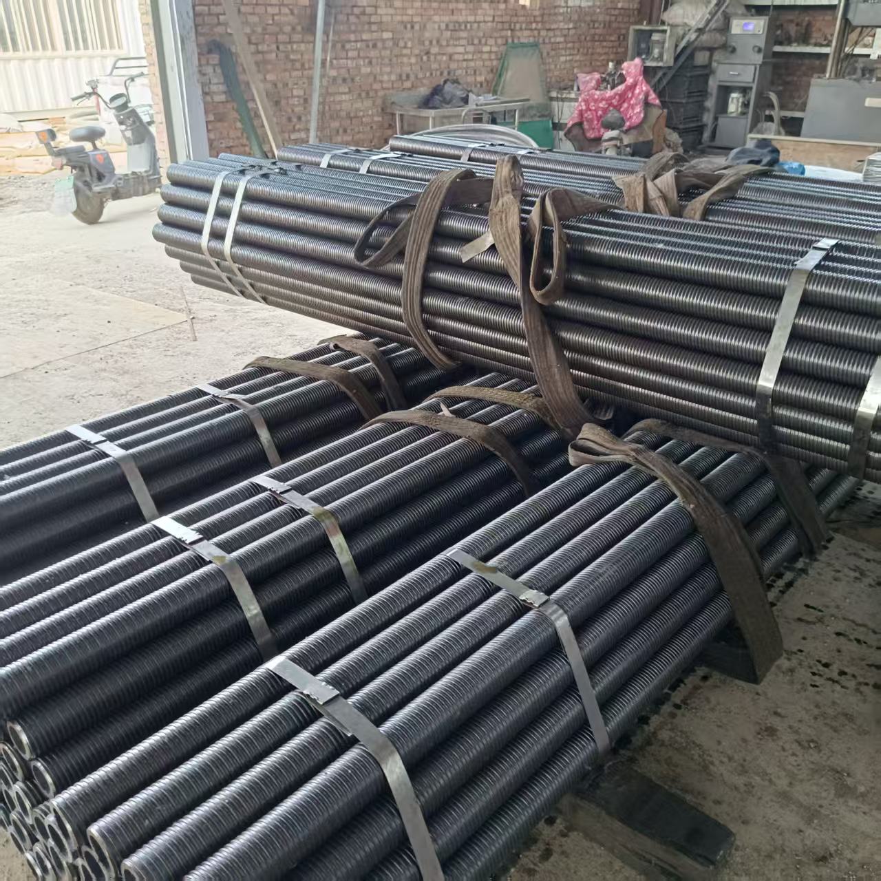 T73-53 Self Drilling Anchor Hollow Bar whatsapp +86 15315780097 (2)